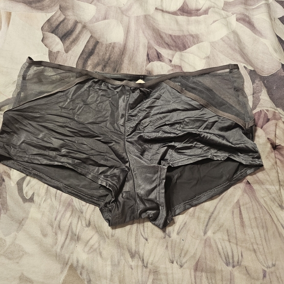 Victoria's Secret panties size M Color Gray - Picture 2 of 8